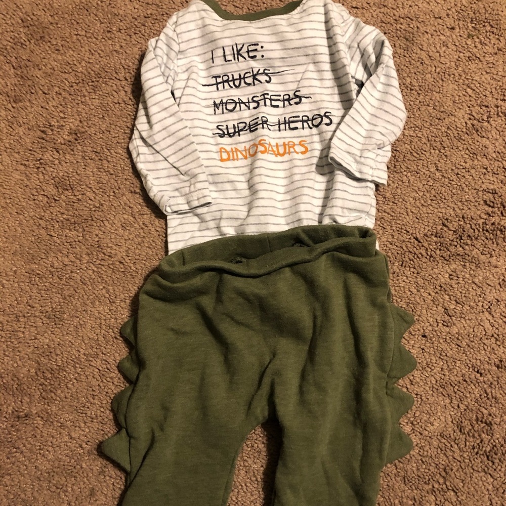 Matching dinosaur outfit size 3-6 months.